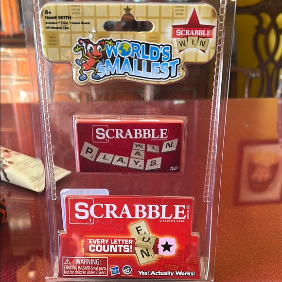 World's Smallest Scrabble + Boggle + Carte Da Gioco - Set Di 3 Giochi In Miniatura Da Viaggio, Da 8 Anni In Su, Dimensioni Tascabili - 4